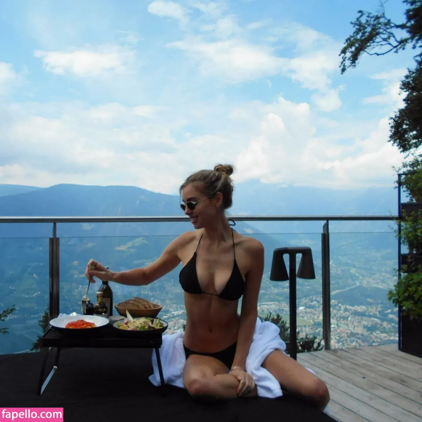 Elizabeth T Onlyfans Photo Gallery 