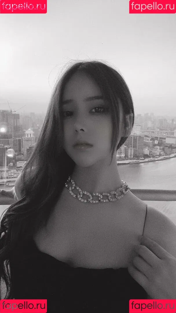 Lydia Yuna Onlyfans Photo Gallery 