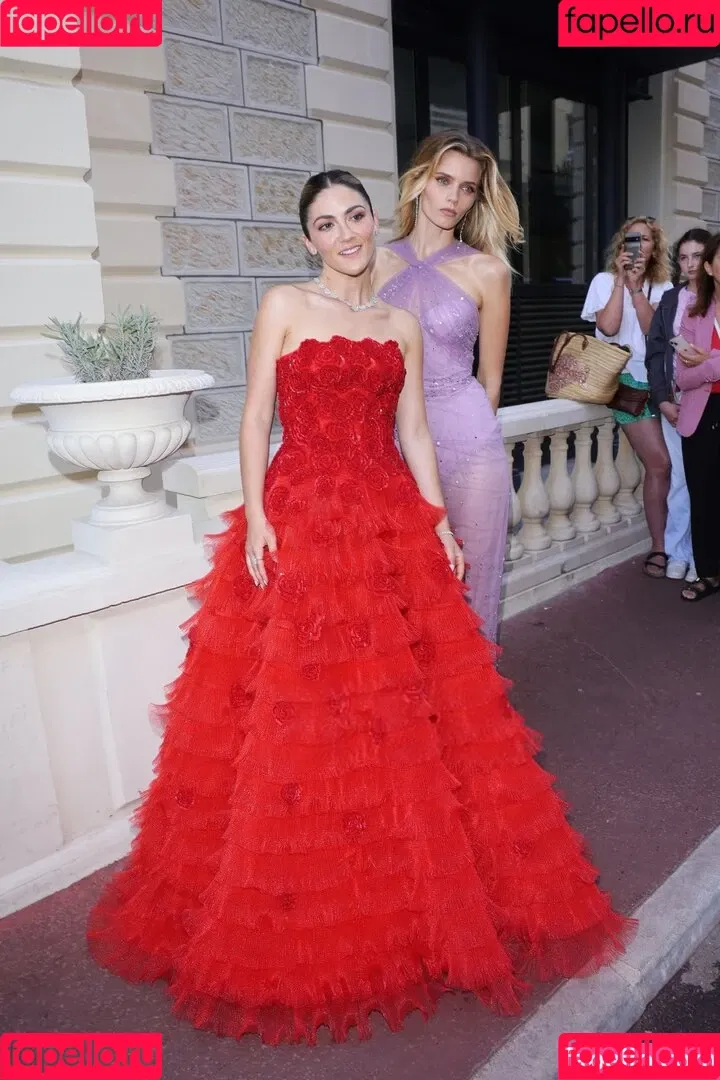 Isabelle Fuhrman Onlyfans Photo Gallery 
