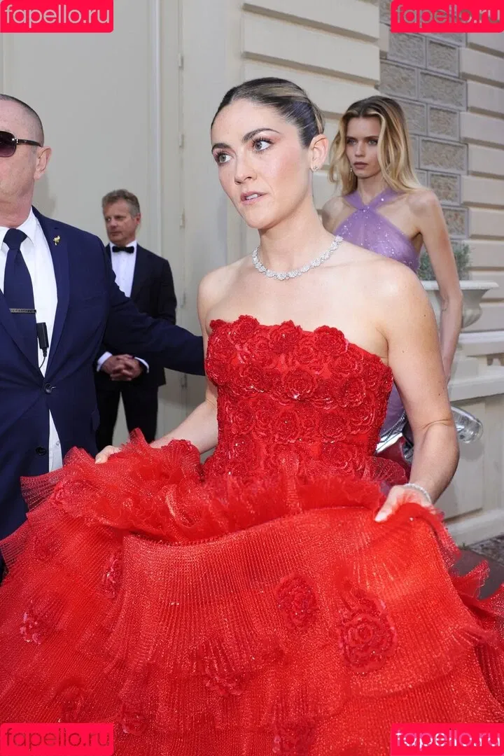 Isabelle Fuhrman Onlyfans Photo Gallery 