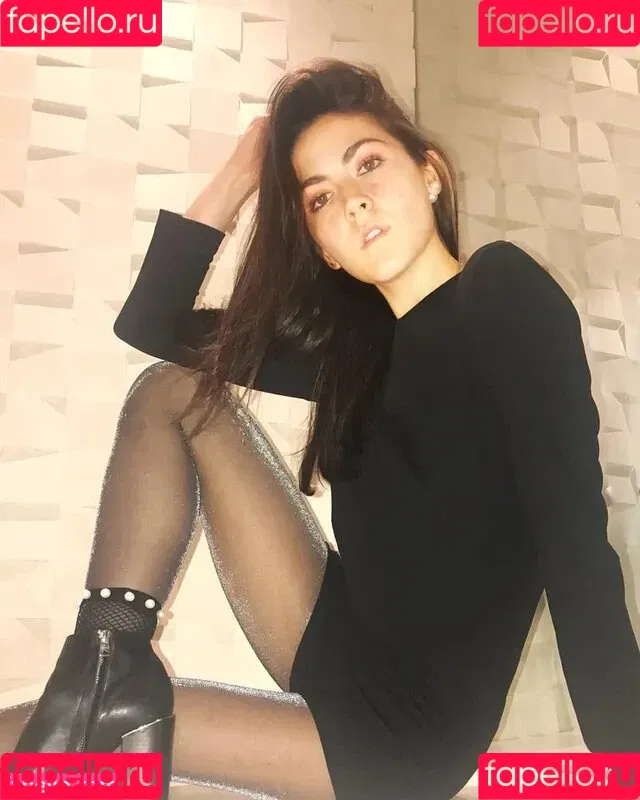 Isabelle Fuhrman Onlyfans Photo Gallery 
