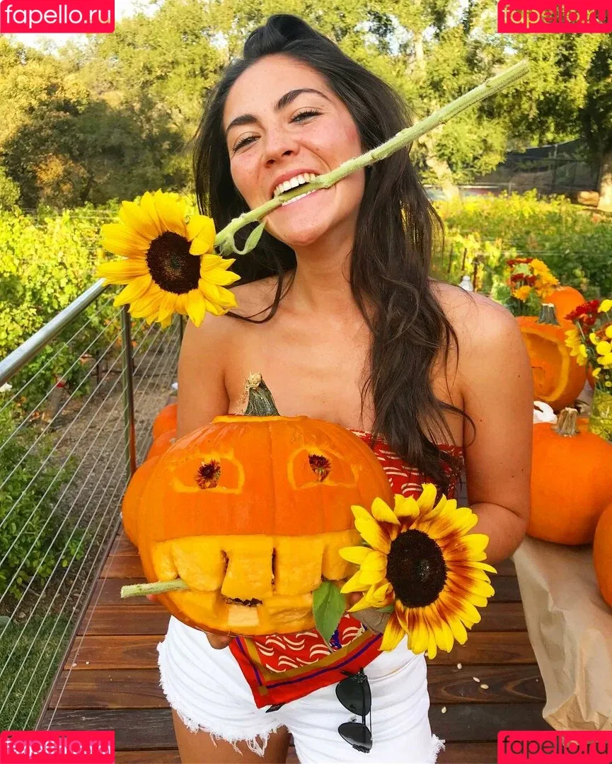 Isabelle Fuhrman Onlyfans Photo Gallery 