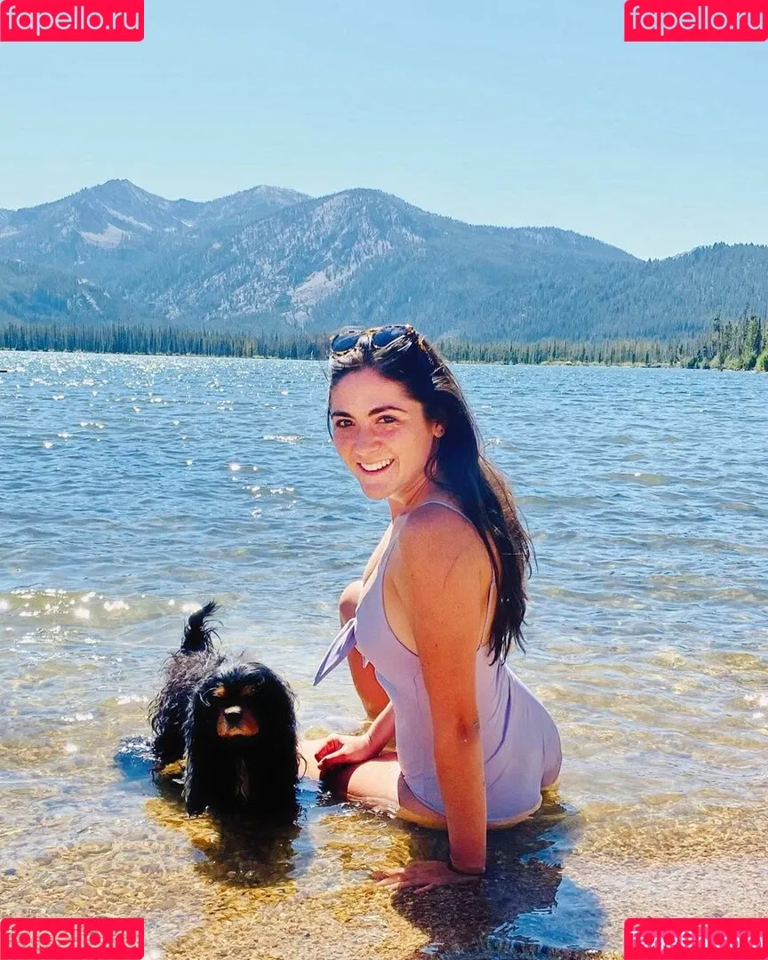 Isabelle Fuhrman Onlyfans Photo Gallery 