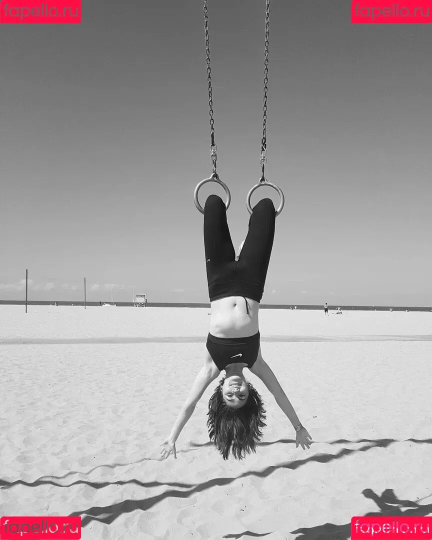 Isabelle Fuhrman Onlyfans Photo Gallery 