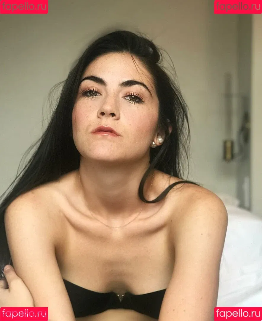 Isabelle Fuhrman Onlyfans Photo Gallery 