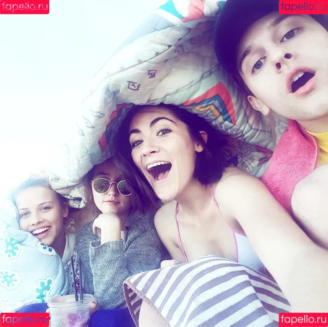 Isabelle Fuhrman Onlyfans Photo Gallery 