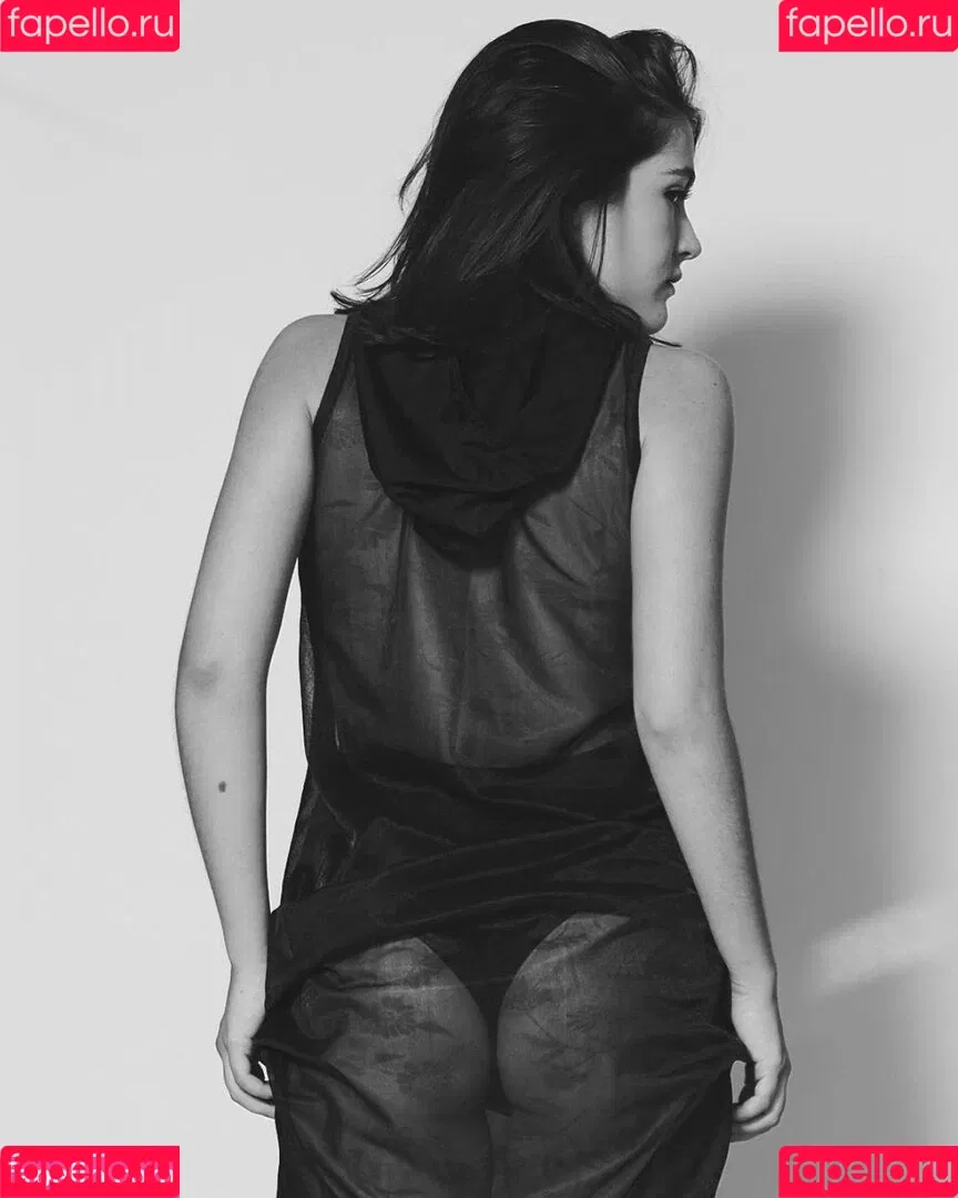 Isabelle Fuhrman Onlyfans Photo Gallery 