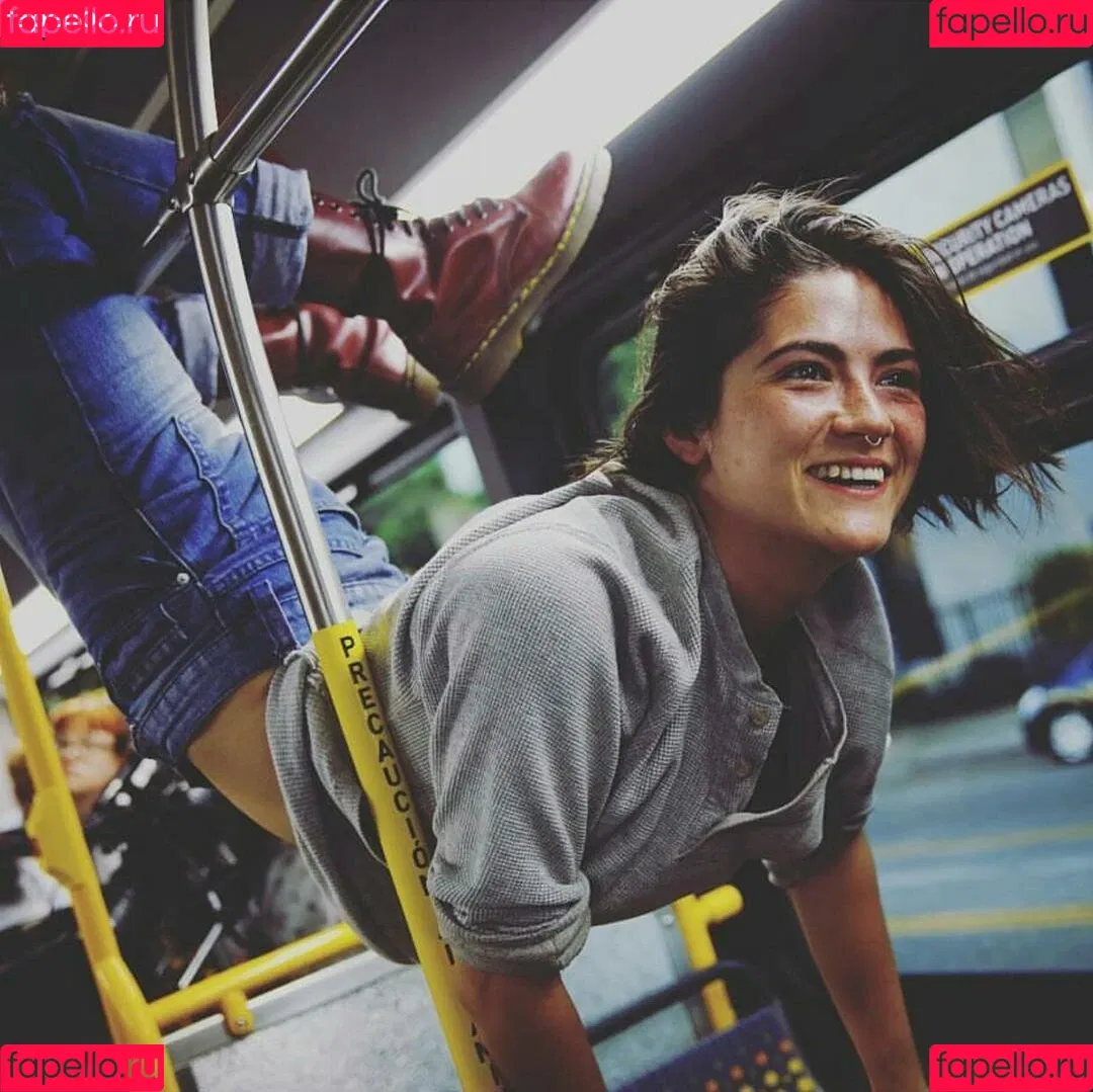 Isabelle Fuhrman Onlyfans Photo Gallery 