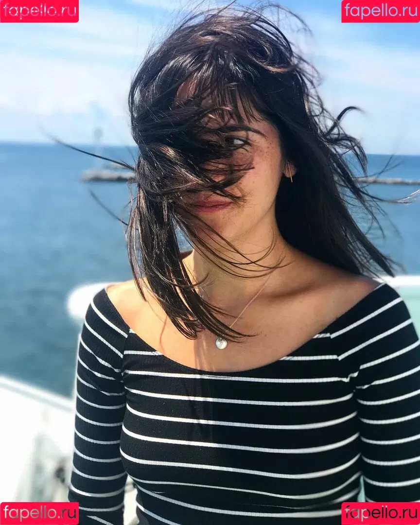 Isabelle Fuhrman Onlyfans Photo Gallery 