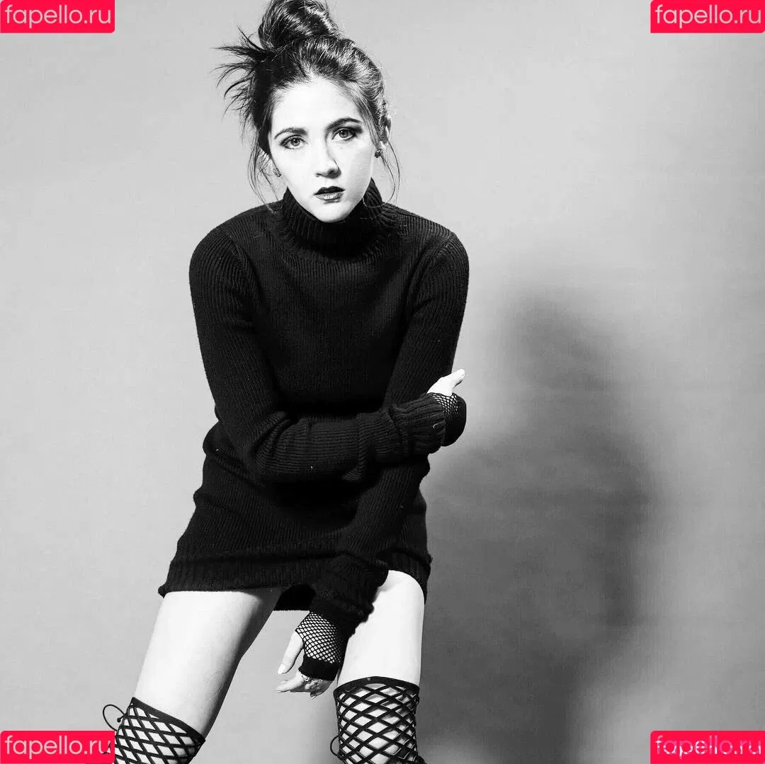 Isabelle Fuhrman Onlyfans Photo Gallery 