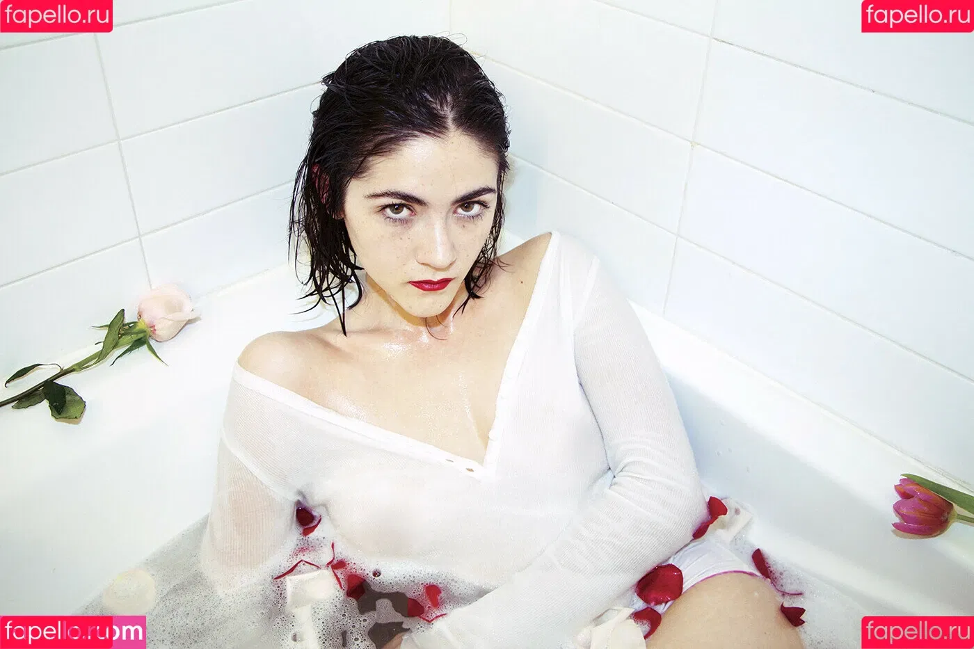 Isabelle Fuhrman Onlyfans Photo Gallery 