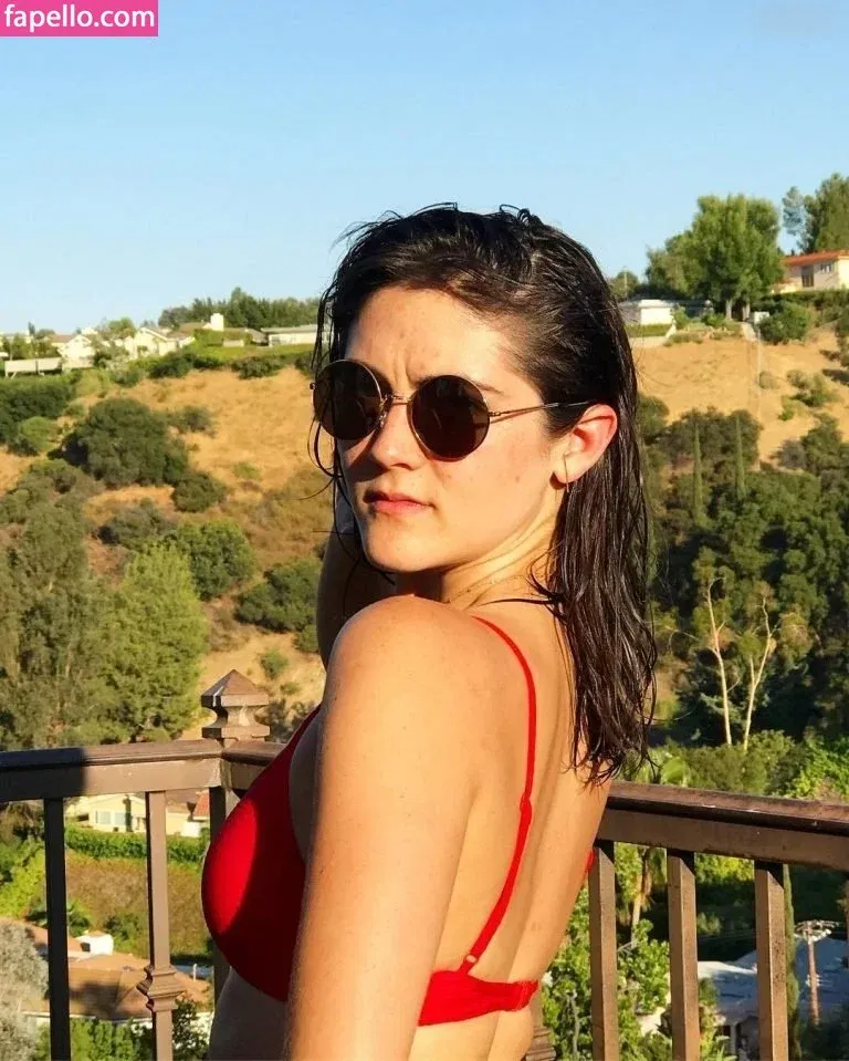 Isabelle Fuhrman Onlyfans Photo Gallery 