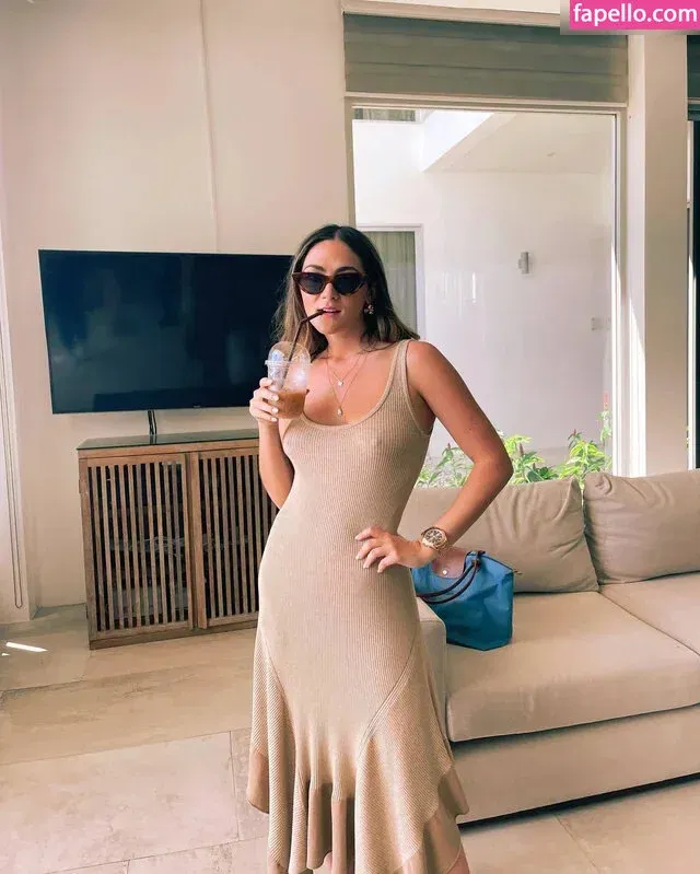 Isabelle Fuhrman Onlyfans Photo Gallery 