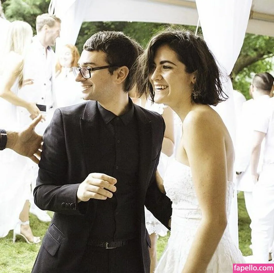 Isabelle Fuhrman Onlyfans Photo Gallery 