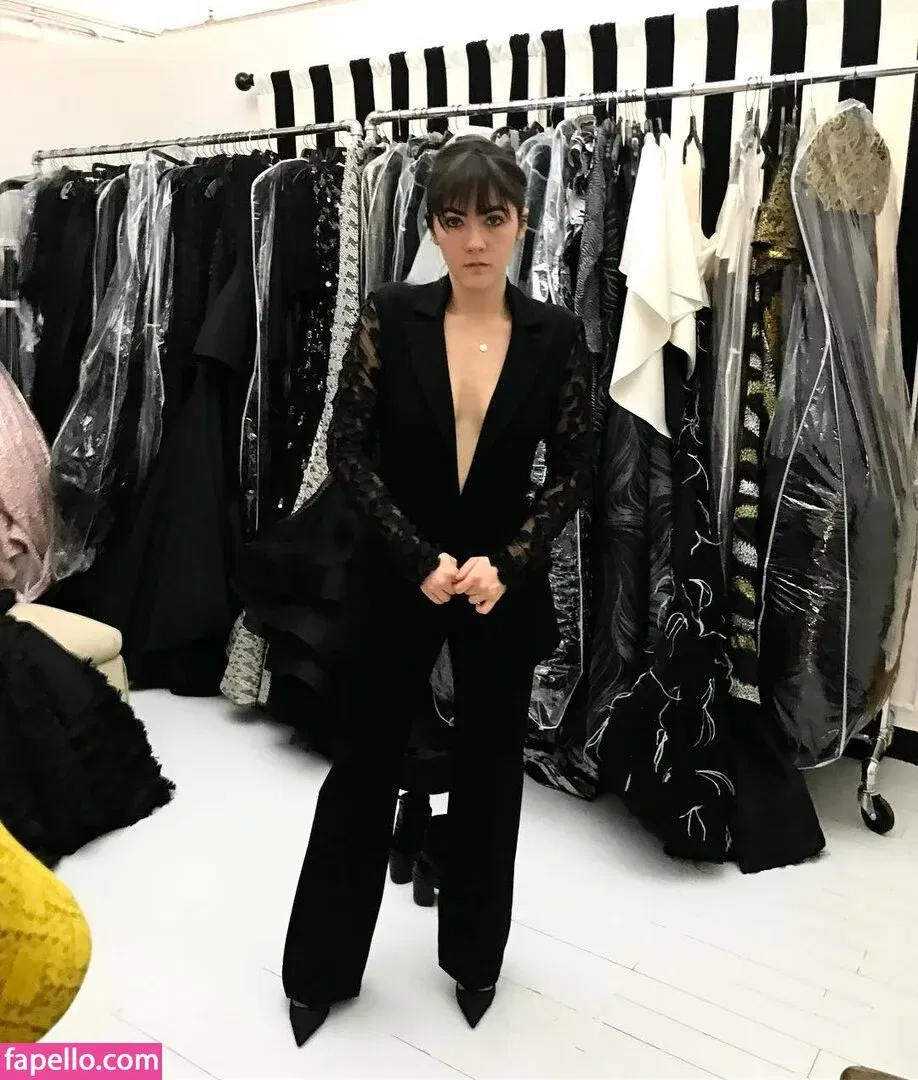 Isabelle Fuhrman Onlyfans Photo Gallery 