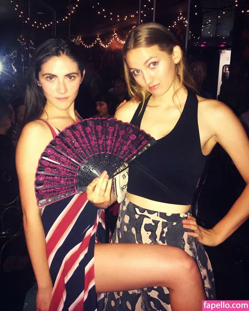 Isabelle Fuhrman Onlyfans Photo Gallery 