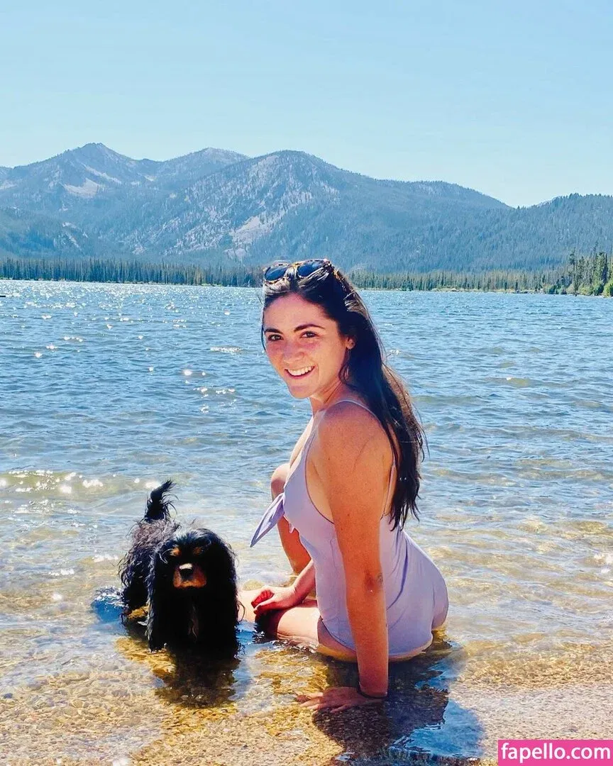 Isabelle Fuhrman Onlyfans Photo Gallery 