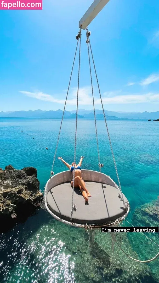 Isabelle Fuhrman Onlyfans Photo Gallery 