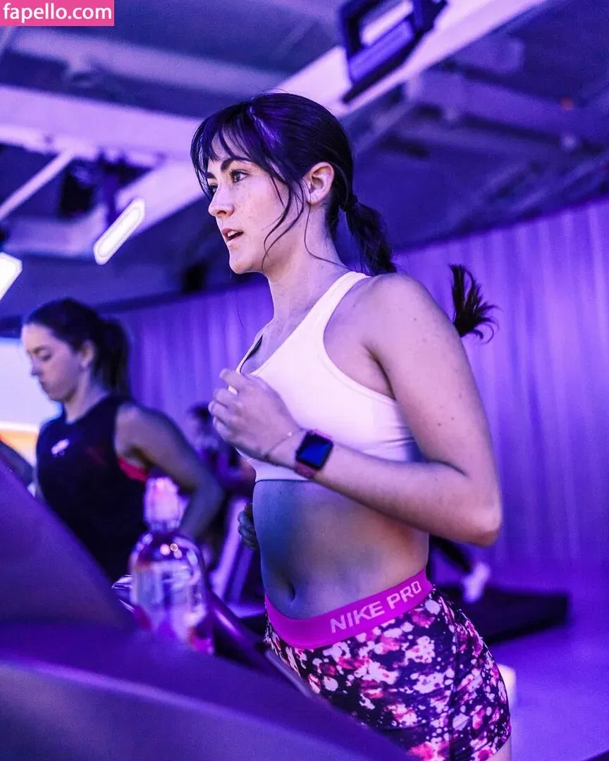 Isabelle Fuhrman Onlyfans Photo Gallery 