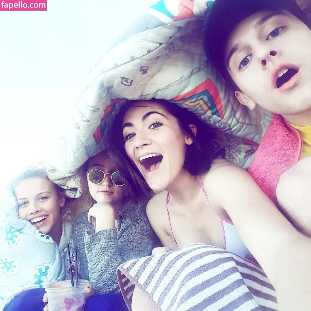 Isabelle Fuhrman Onlyfans Photo Gallery 