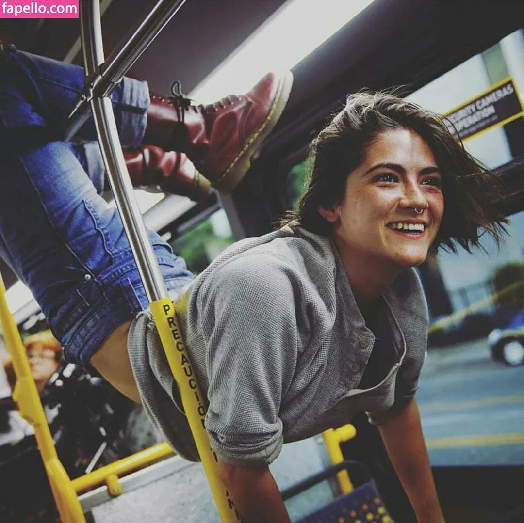 Isabelle Fuhrman Onlyfans Photo Gallery 