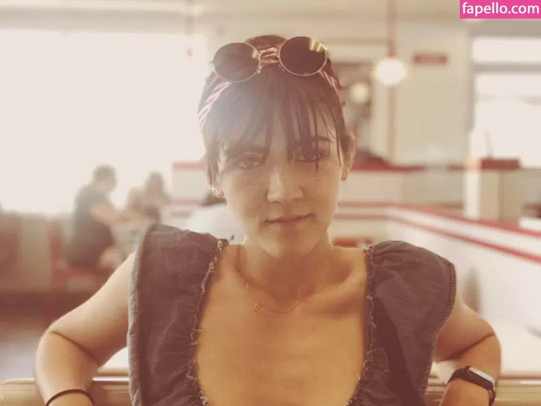 Isabelle Fuhrman Onlyfans Photo Gallery 