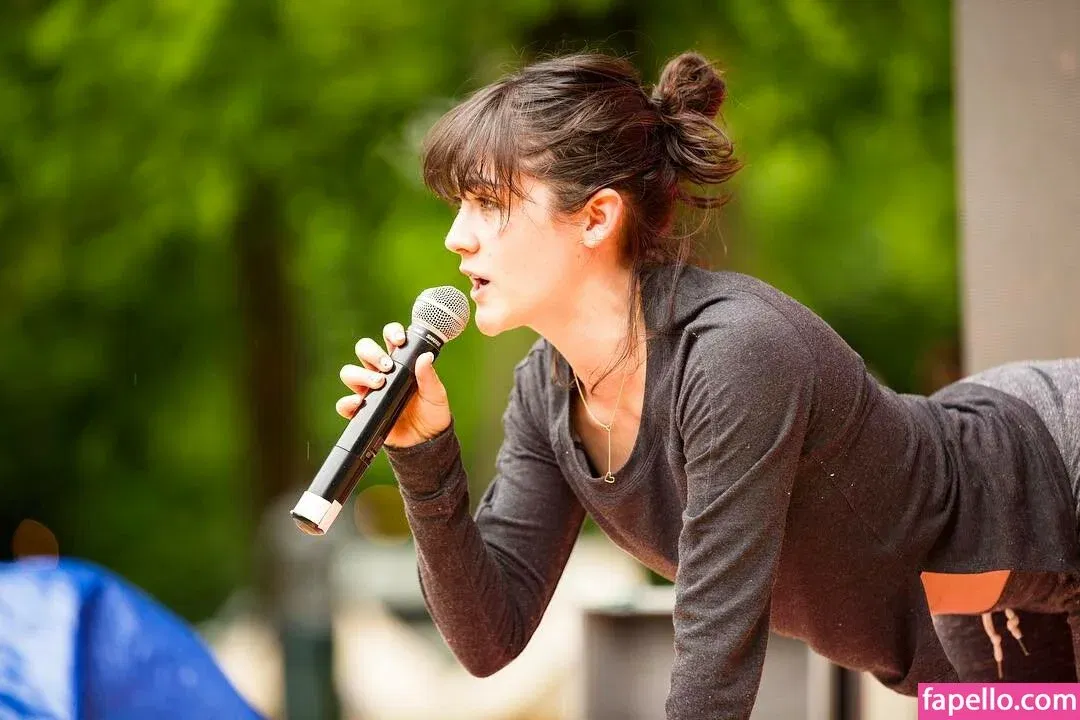 Isabelle Fuhrman Onlyfans Photo Gallery 