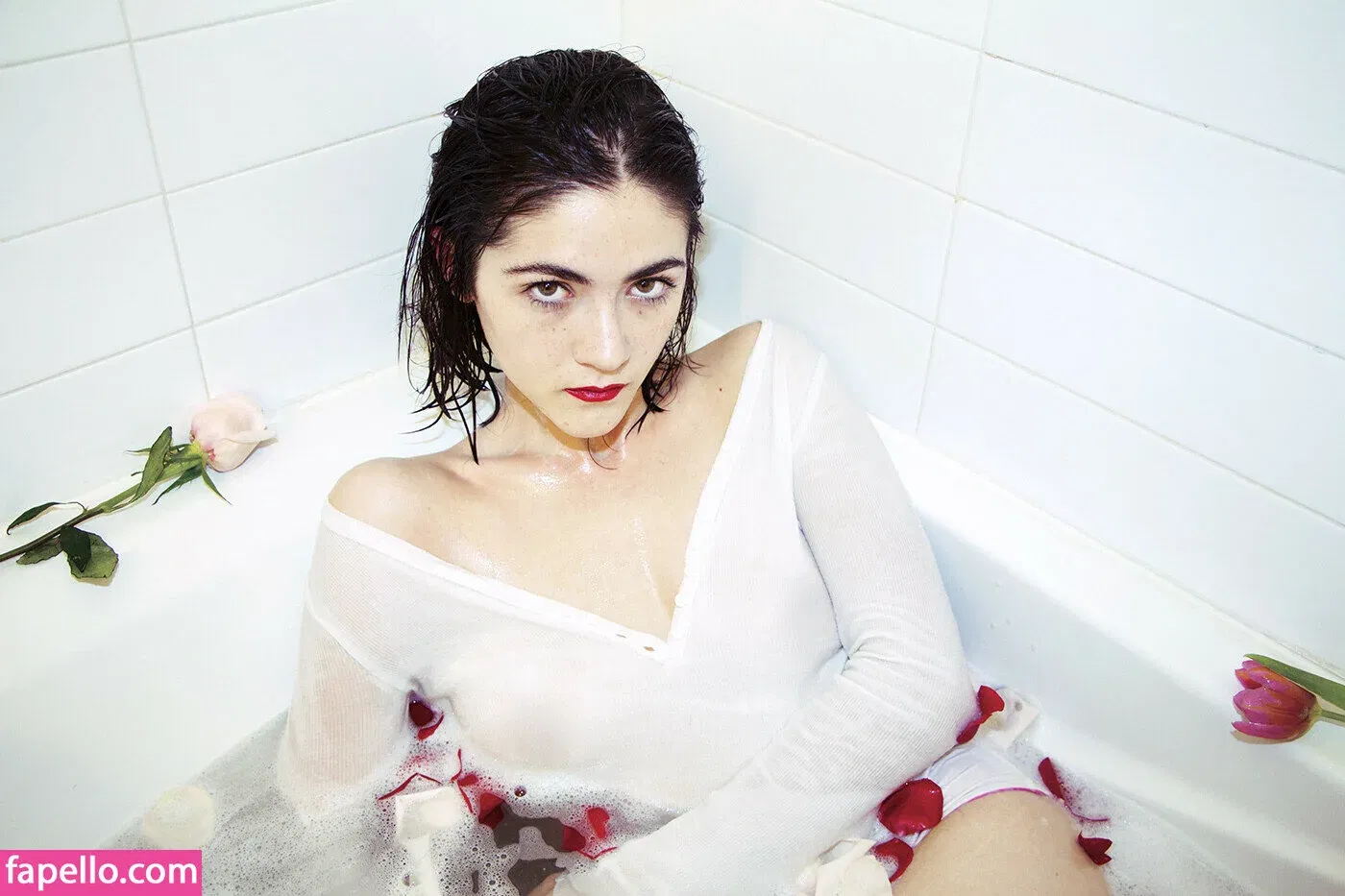 Isabelle Fuhrman Onlyfans Photo Gallery 