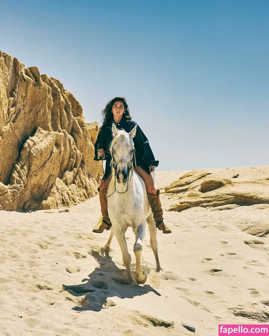 Isabelle Fuhrman Onlyfans Photo Gallery 