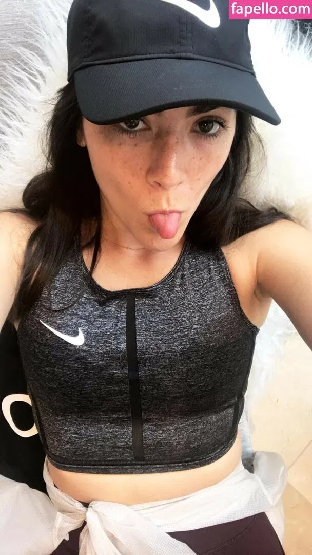 Isabelle Fuhrman Onlyfans Photo Gallery 