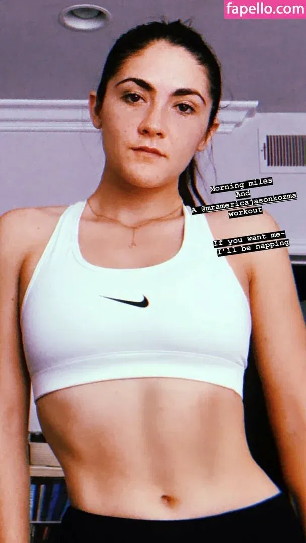 Isabelle Fuhrman Onlyfans Photo Gallery 