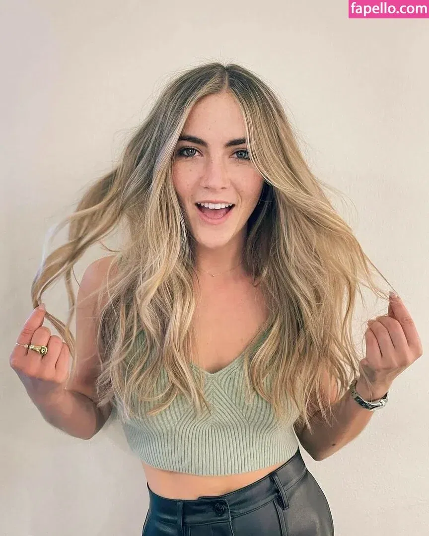 Isabelle Fuhrman Onlyfans Photo Gallery 