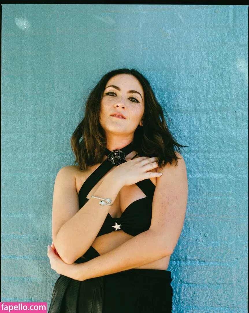 Isabelle Fuhrman Onlyfans Photo Gallery 