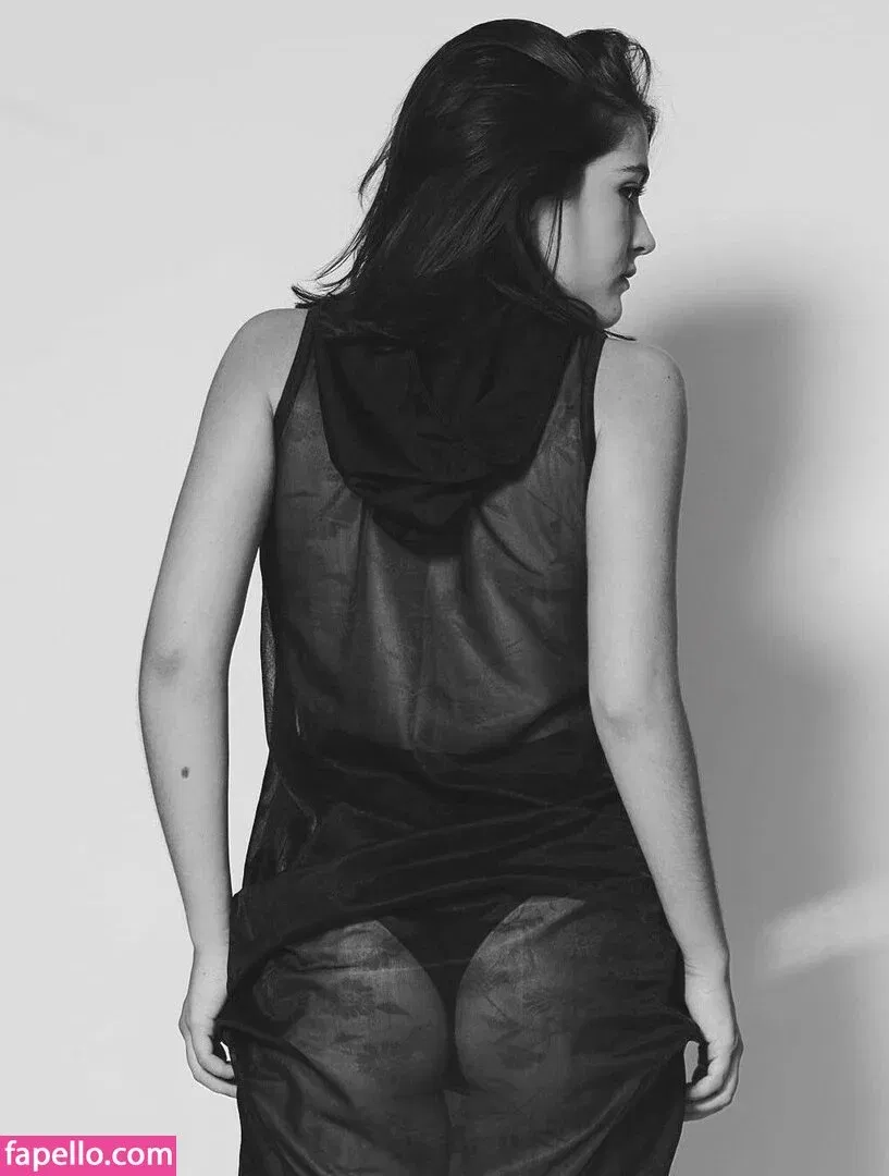 Isabelle Fuhrman Onlyfans Photo Gallery 