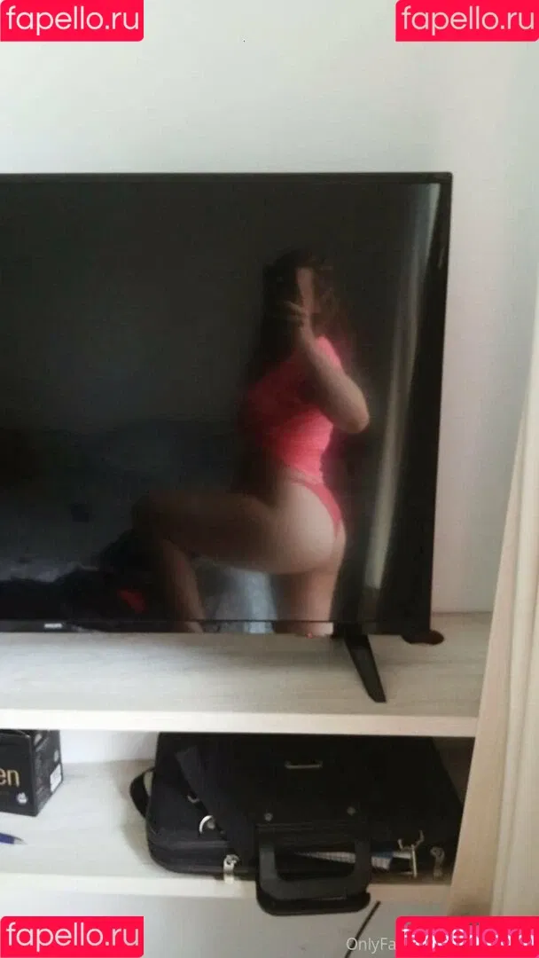 ccapitanax Onlyfans Photo Gallery 