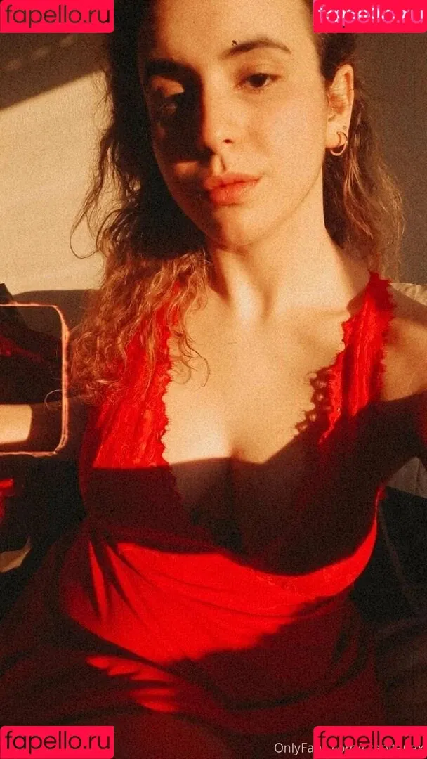 ccapitanax Onlyfans Photo Gallery 