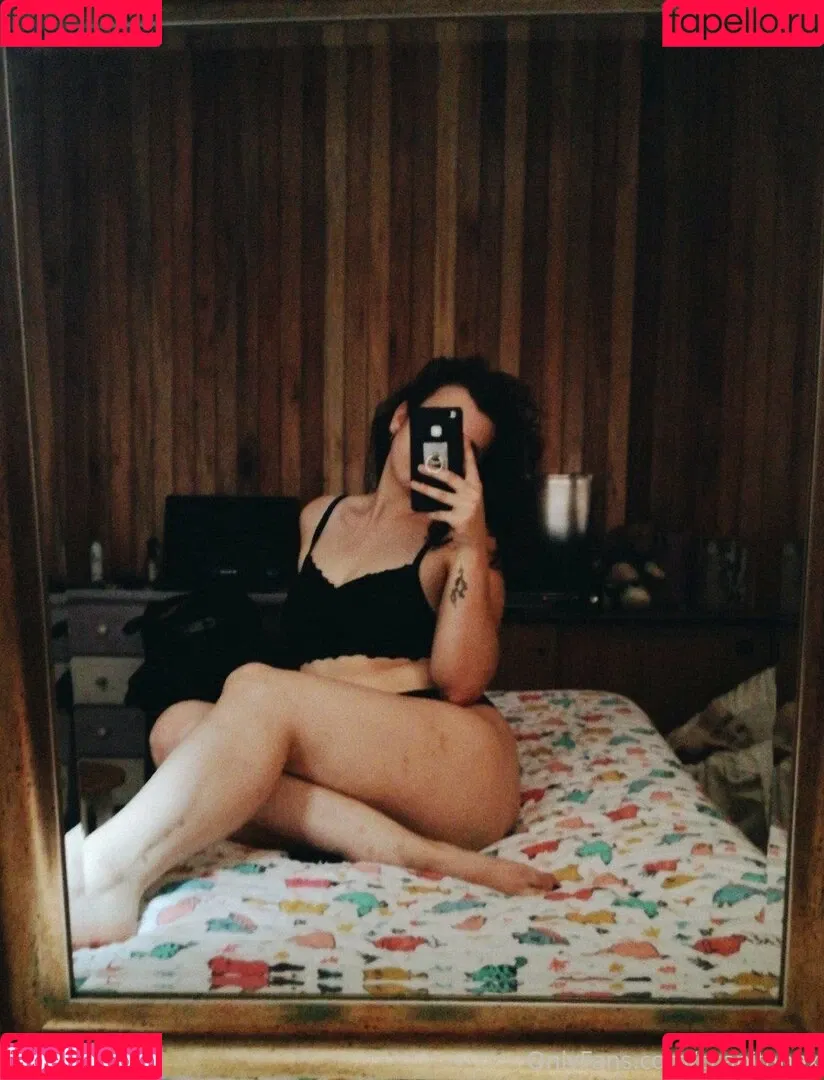 ccapitanax Onlyfans Photo Gallery 
