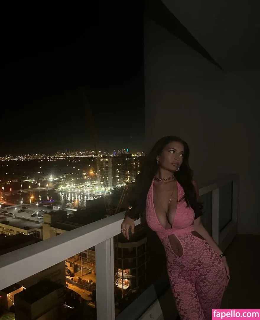 angelina.balis Onlyfans Photo Gallery 