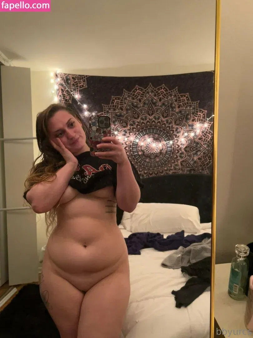 bbyurcs Onlyfans Photo Gallery 