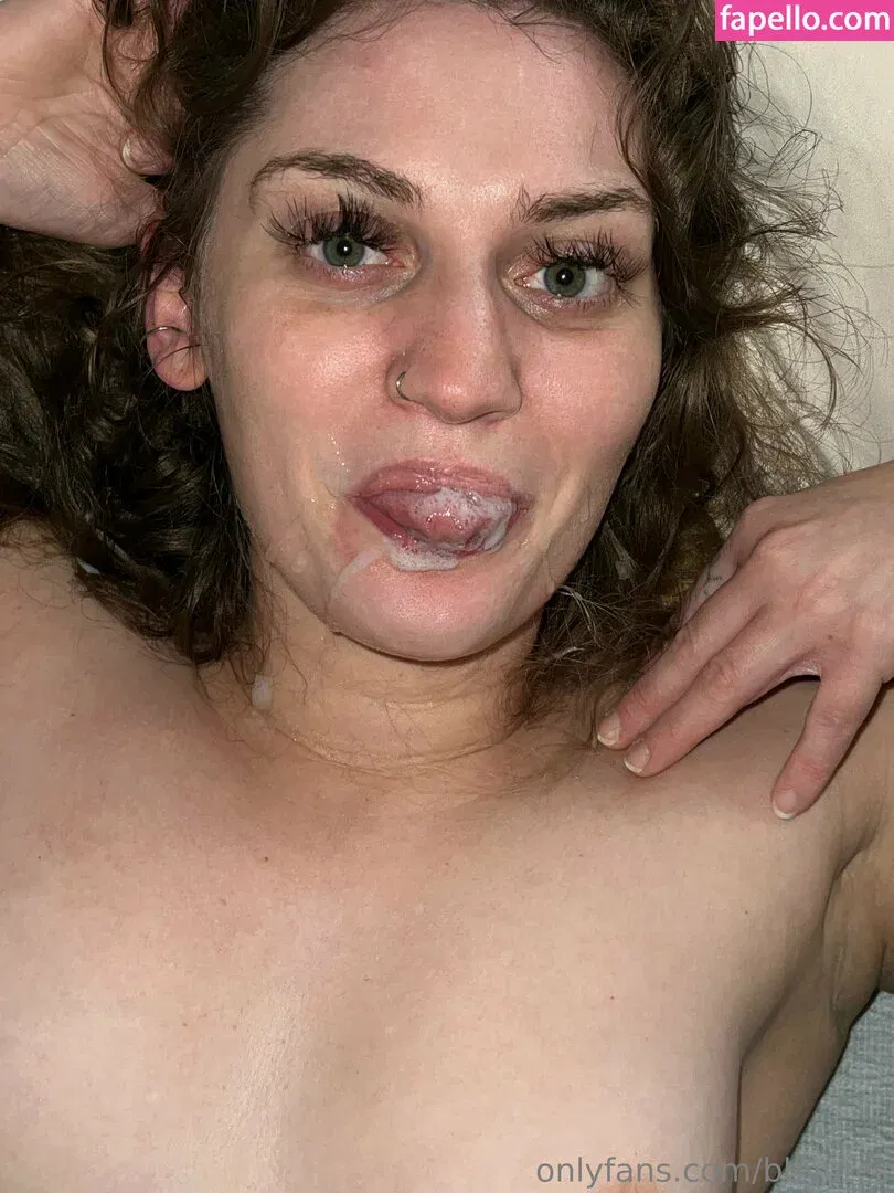 bbyurcs Onlyfans Photo Gallery 