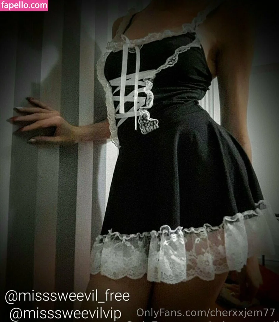 cherxxjem77 Onlyfans Photo Gallery 