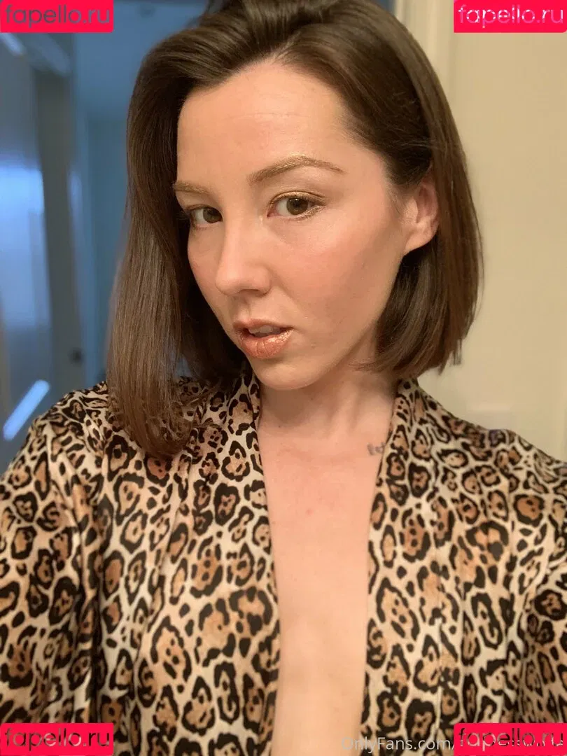 Goddess Wolfe Onlyfans Photo Gallery 