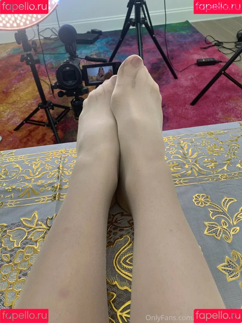 Goddess Wolfe Onlyfans Photo Gallery 