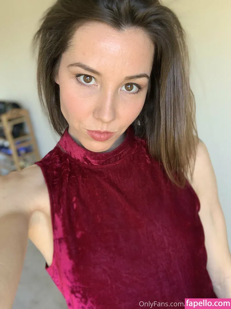 Goddess Wolfe Onlyfans Photo Gallery 