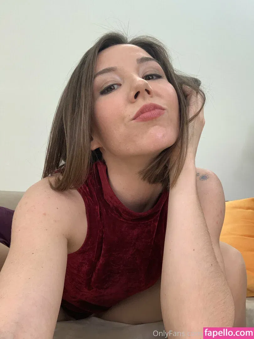 Goddess Wolfe Onlyfans Photo Gallery 