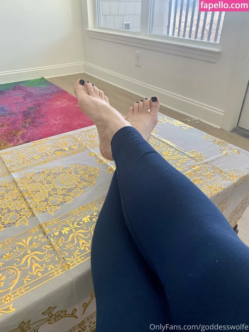 Goddess Wolfe Onlyfans Photo Gallery 