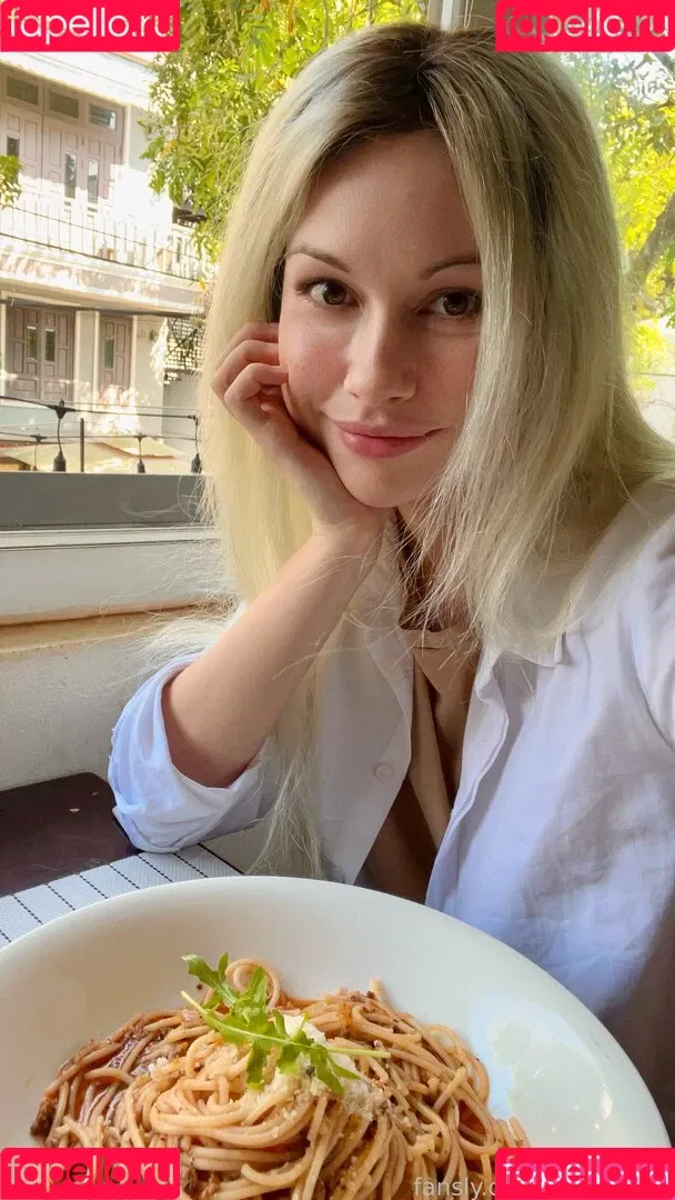Amelovely Onlyfans Photo Gallery 