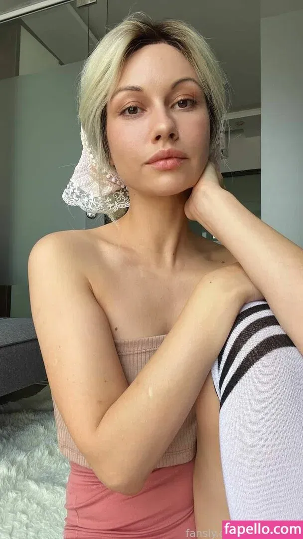 Amelovely Onlyfans Photo Gallery 