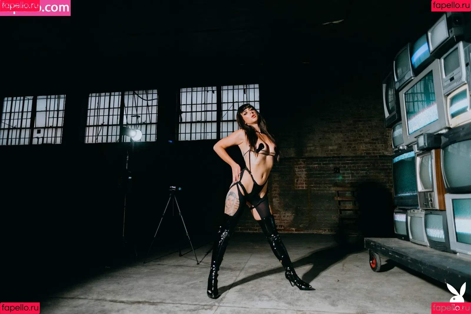 Reed Suicide Onlyfans Photo Gallery 