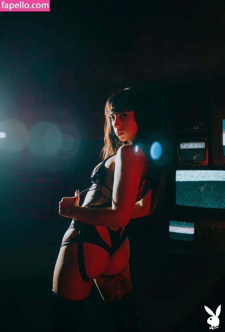 Reed Suicide Onlyfans Photo Gallery 